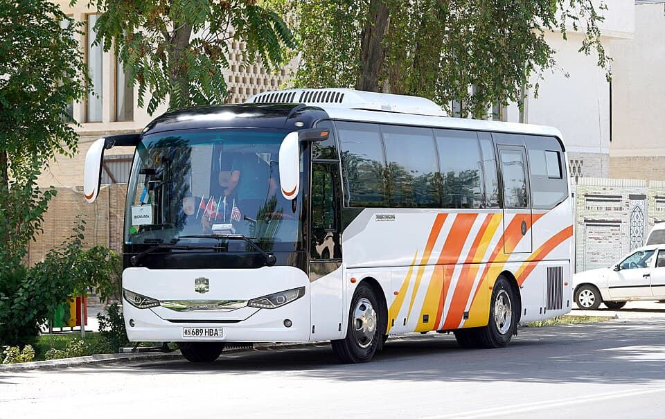 Zhongtong LCK6127